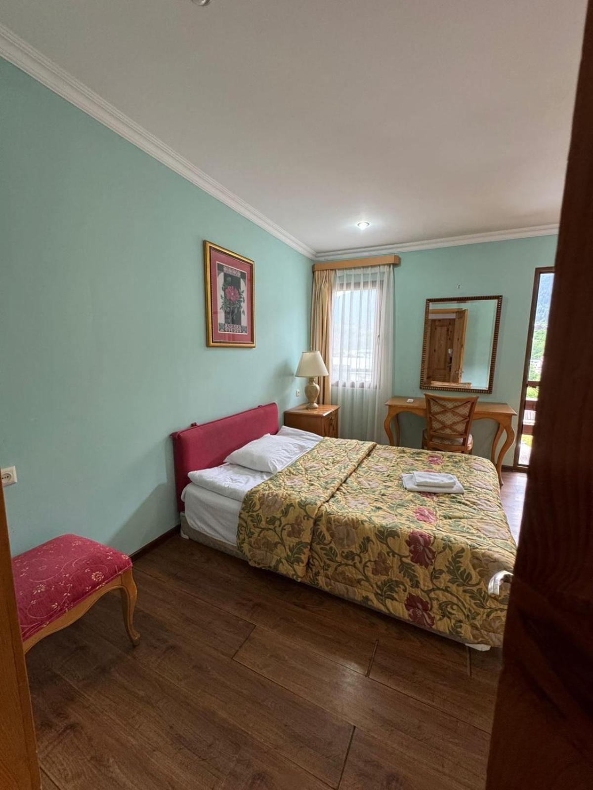 Hotel Lileo Mestia Extérieur photo